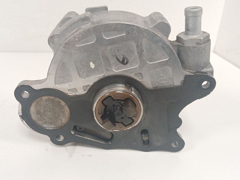 Recambio de depresor freno / bomba vacio para volkswagen golf vi (5k1) 2.0 tdi referencia OEM IAM 03L145100  