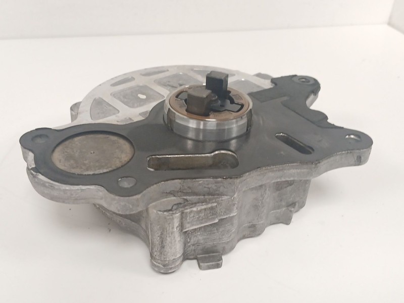 Recambio de depresor freno / bomba vacio para volkswagen golf vi (5k1) 2.0 tdi referencia OEM IAM 03L145100  