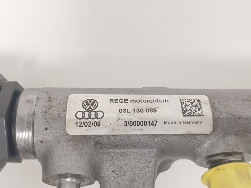 Recambio de rampa inyectora para volkswagen golf vi (5k1) 2.0 tdi referencia OEM IAM 03L130089  