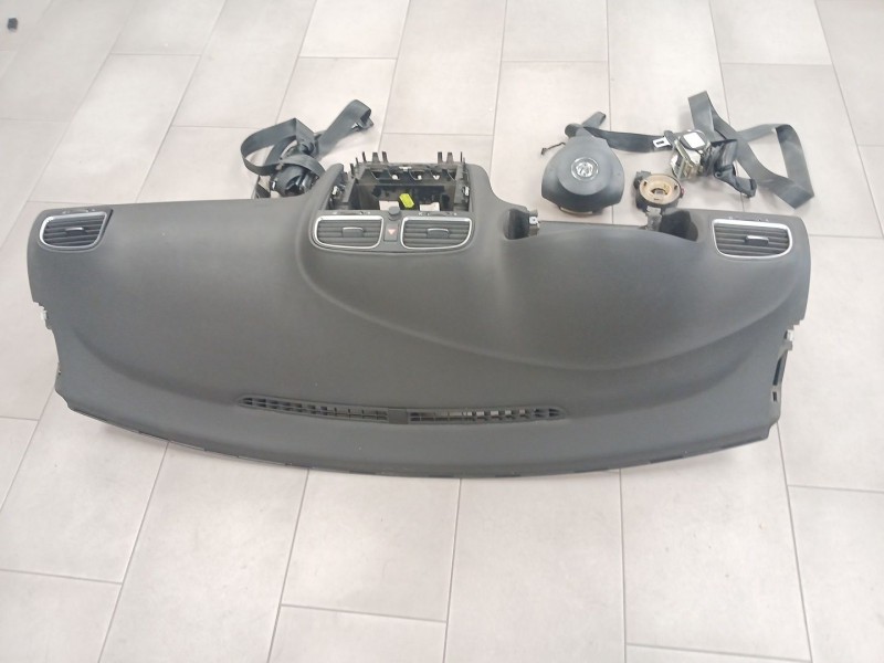 Recambio de kit airbag para volkswagen golf vi (5k1) 2.0 tdi referencia OEM IAM 5K0959655 1K0880204L 5K1880841A