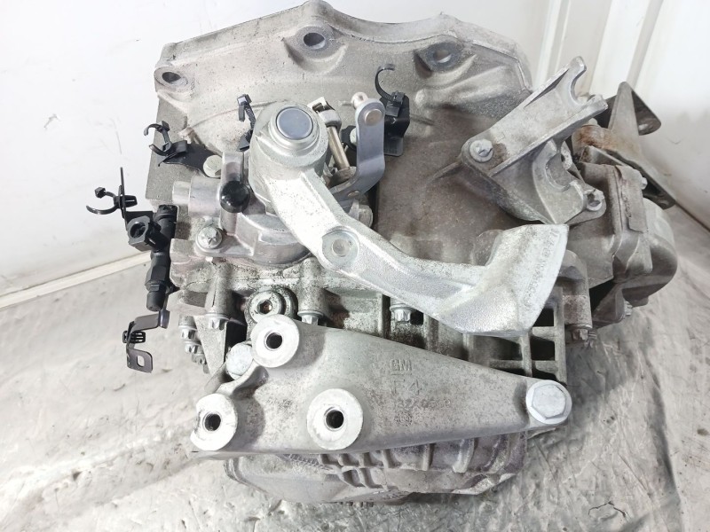 Recambio de caja cambios para opel astra j sedán 1.7 cdti (69) referencia OEM IAM   