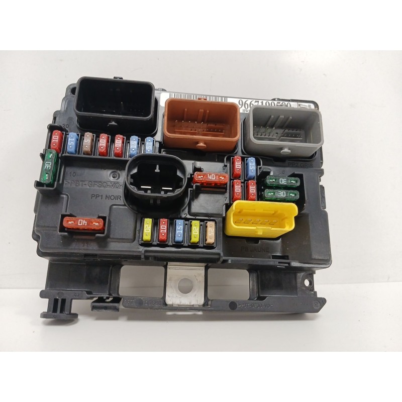 Recambio de caja reles / fusibles para peugeot 207/207+ (wa_, wc_) 1.4 16v referencia OEM IAM R05 9667199580 