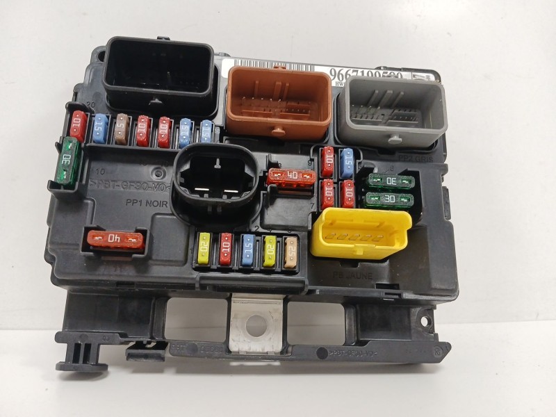 Recambio de caja reles / fusibles para peugeot 207/207+ (wa_, wc_) 1.4 16v referencia OEM IAM R05 9667199580 