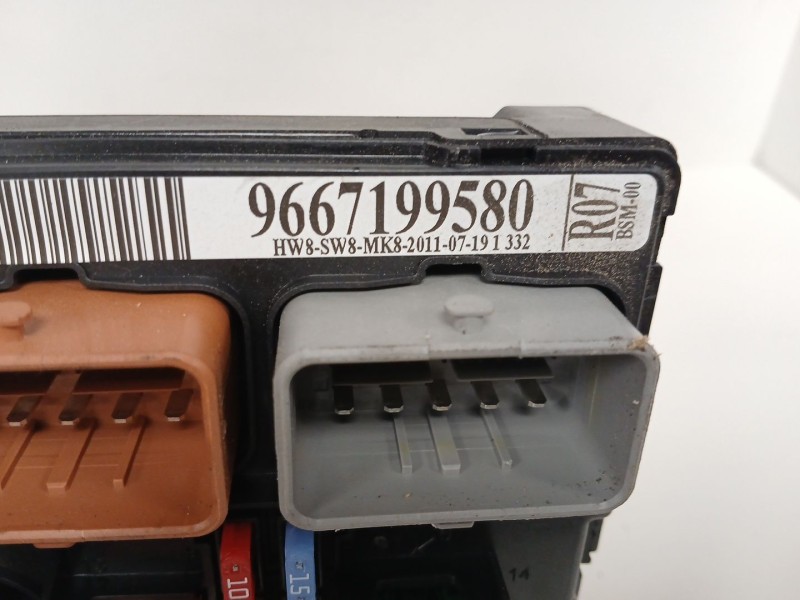 Recambio de caja reles / fusibles para peugeot 207/207+ (wa_, wc_) 1.4 16v referencia OEM IAM R05 9667199580 