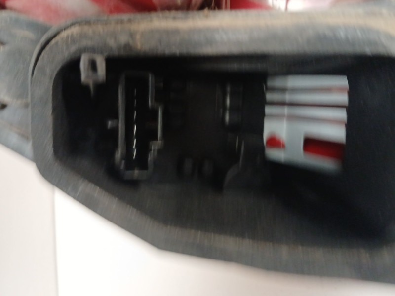 Recambio de piloto trasero izquierdo para peugeot 207/207+ (wa_, wc_) 1.4 16v referencia OEM IAM 9686566080  