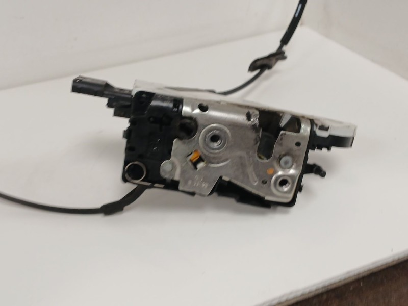 Recambio de cerradura puerta delantera derecha para peugeot 207/207+ (wa_, wc_) 1.4 16v referencia OEM IAM 24094158 24095158 240