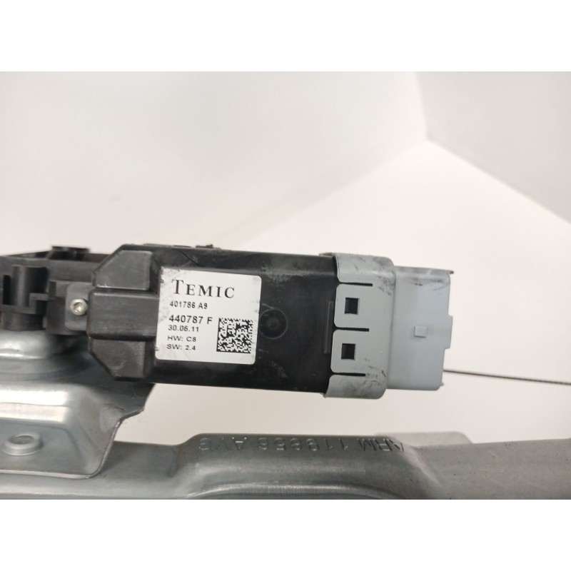 Recambio de elevalunas delantero izquierdo para peugeot 207/207+ (wa_, wc_) 1.4 16v referencia OEM IAM 402315B 967127980 