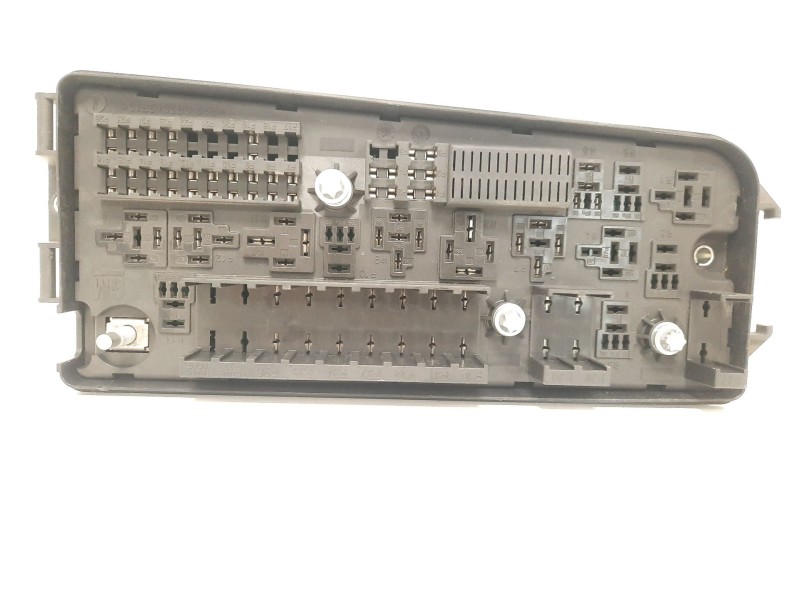 Recambio de caja reles / fusibles para opel vectra c berlina 2.2 16v dti cat (y 22 dtr / l50) referencia OEM IAM 13170900 519065