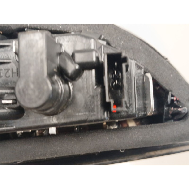 Recambio de piloto trasero izquierdo interior para opel astra k (b16) 1.2 turbo (68) referencia OEM IAM 39098788 366069842 81390