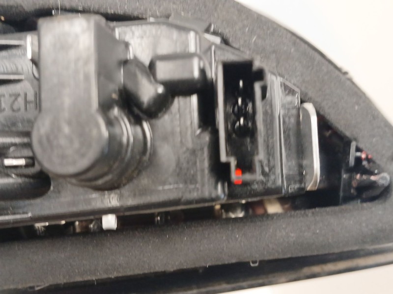 Recambio de piloto trasero izquierdo interior para opel astra k (b16) 1.2 turbo (68) referencia OEM IAM 39098788 366069842 81390