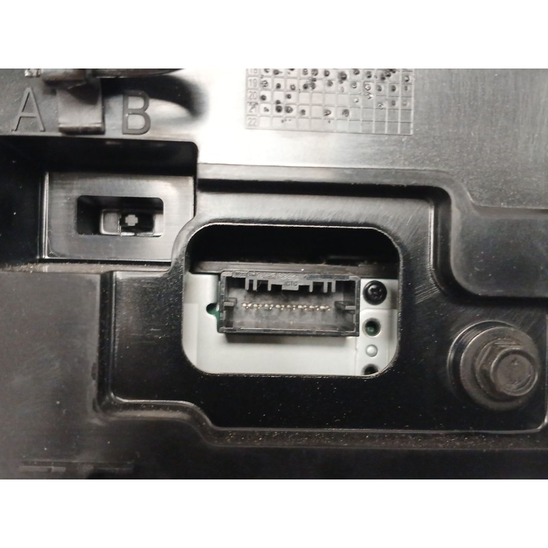 Recambio de pantalla multifuncion para opel astra k (b16) 1.2 turbo (68) referencia OEM IAM 84695515 555343750 