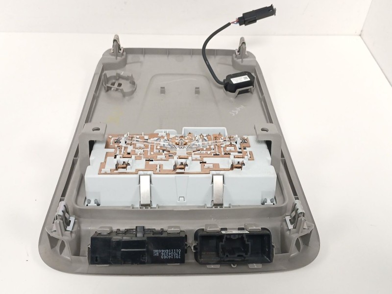 Recambio de luz interior para opel astra k (b16) 1.2 turbo (68) referencia OEM IAM 13415545  