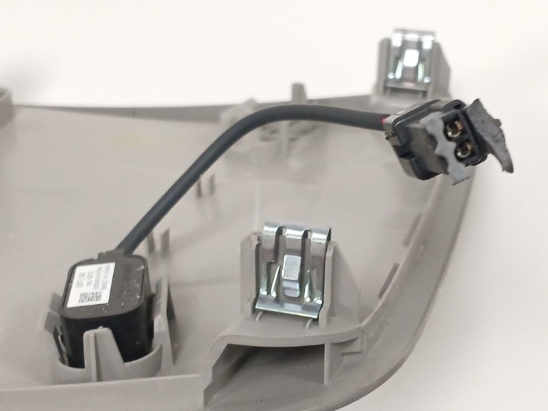 Recambio de luz interior para opel astra k (b16) 1.2 turbo (68) referencia OEM IAM 13415545  
