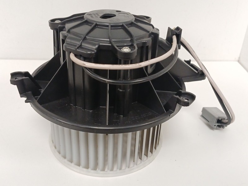 Recambio de motor calefaccion para opel astra k (b16) 1.2 turbo (68) referencia OEM IAM KG087001 BZ80202 