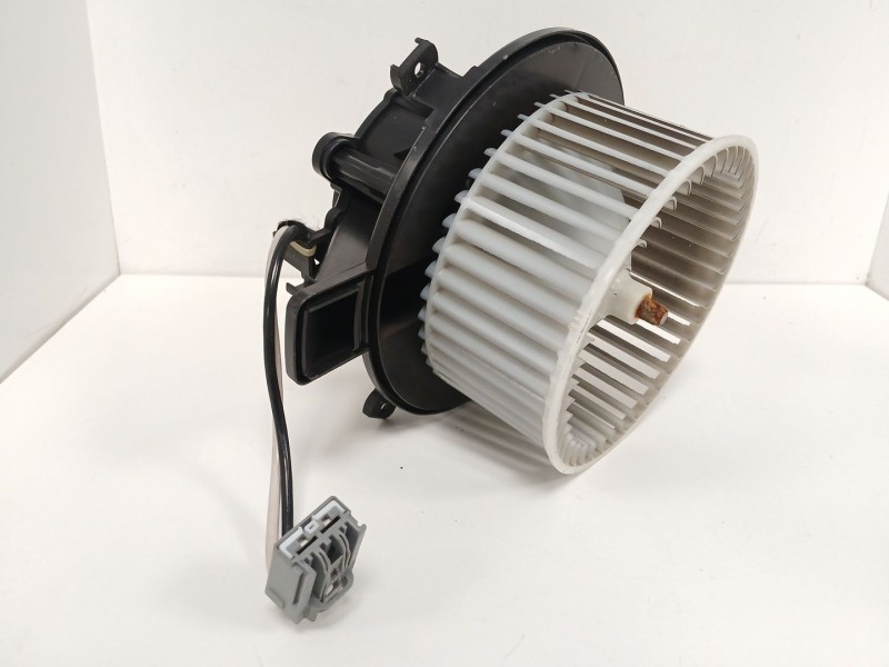 Recambio de motor calefaccion para opel astra k (b16) 1.2 turbo (68) referencia OEM IAM KG087001 BZ80202 