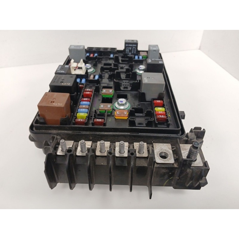 Recambio de caja reles / fusibles para opel astra k (b16) 1.2 turbo (68) referencia OEM IAM 39227408  