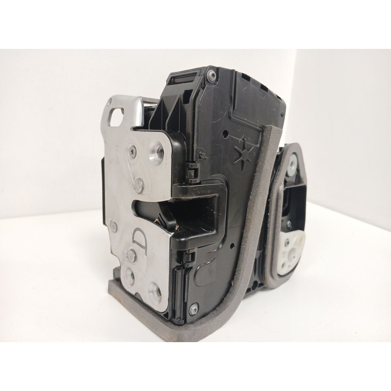 Recambio de cerradura puerta delantera derecha para opel astra k (b16) 1.2 turbo (68) referencia OEM IAM 13533592 1249350 C30390