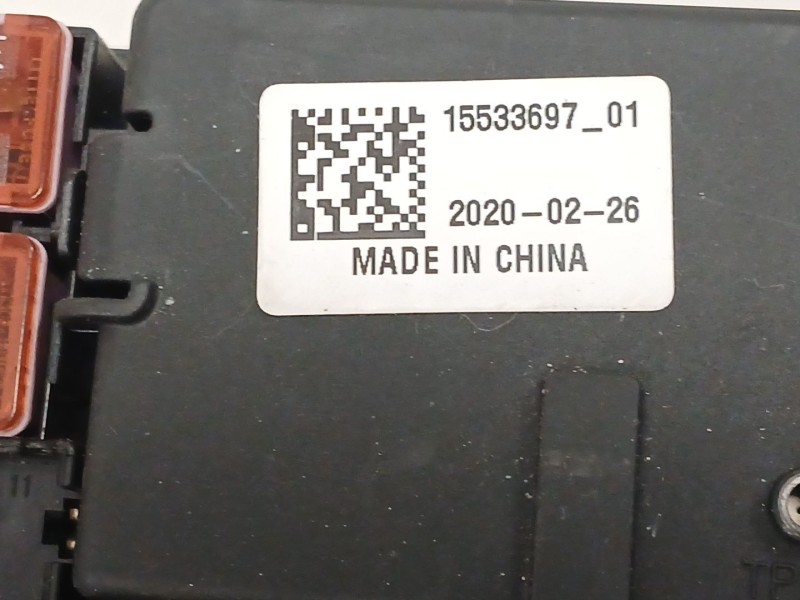 Recambio de caja reles / fusibles para opel astra k (b16) 1.2 turbo (68) referencia OEM IAM 1553367701  