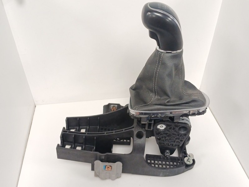 Recambio de palanca cambio para opel astra k (b16) 1.2 turbo (68) referencia OEM IAM   