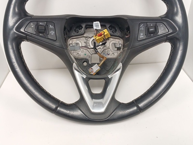 Recambio de volante para opel astra k (b16) 1.2 turbo (68) referencia OEM IAM 39229905 34341646A 