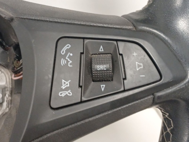 Recambio de volante para opel astra k (b16) 1.2 turbo (68) referencia OEM IAM 39229905 34341646A 