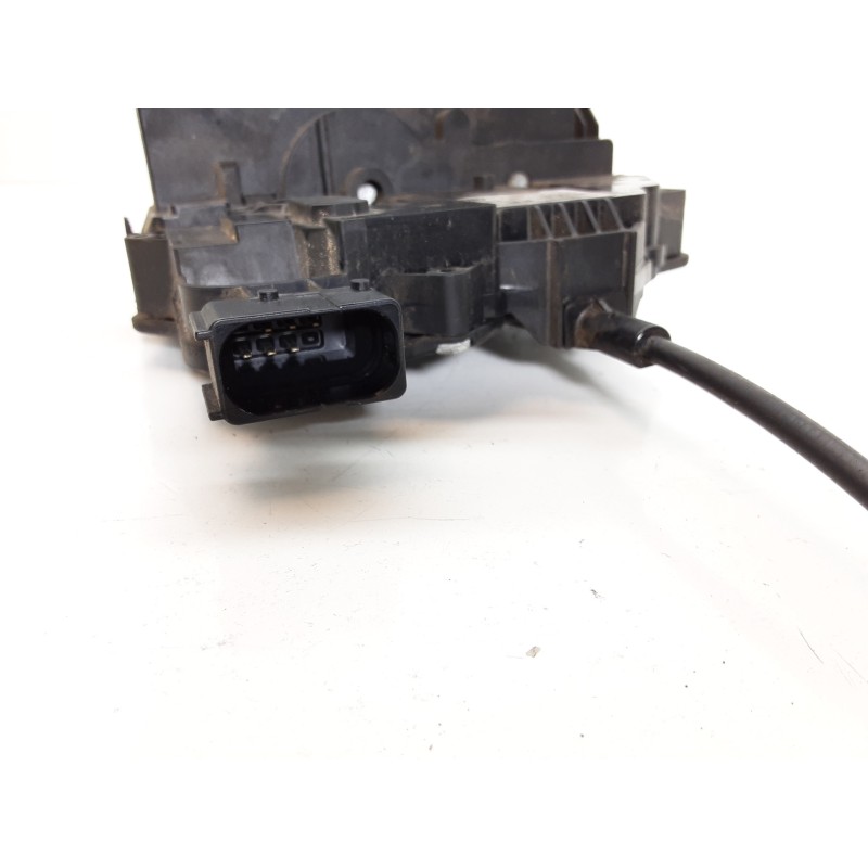 Recambio de cerradura puerta delantera izquierda para opel corsa d corsavan referencia OEM IAM 13258271  