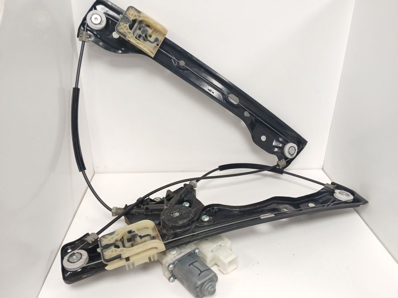Recambio de elevalunas delantero izquierdo para opel astra k (b16) 1.2 turbo (68) referencia OEM IAM 39142315LH  