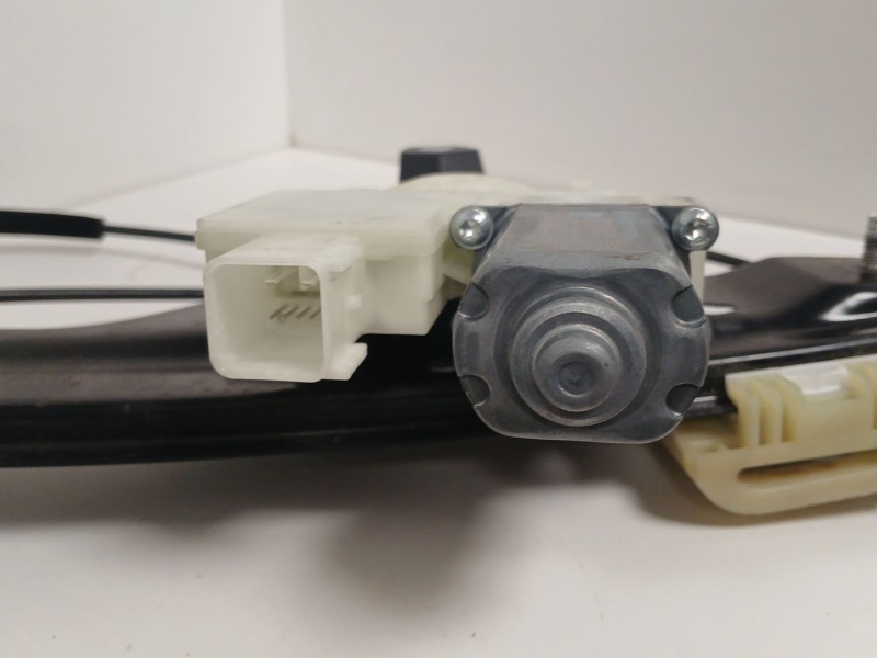 Recambio de elevalunas delantero izquierdo para opel astra k (b16) 1.2 turbo (68) referencia OEM IAM 39142315LH  
