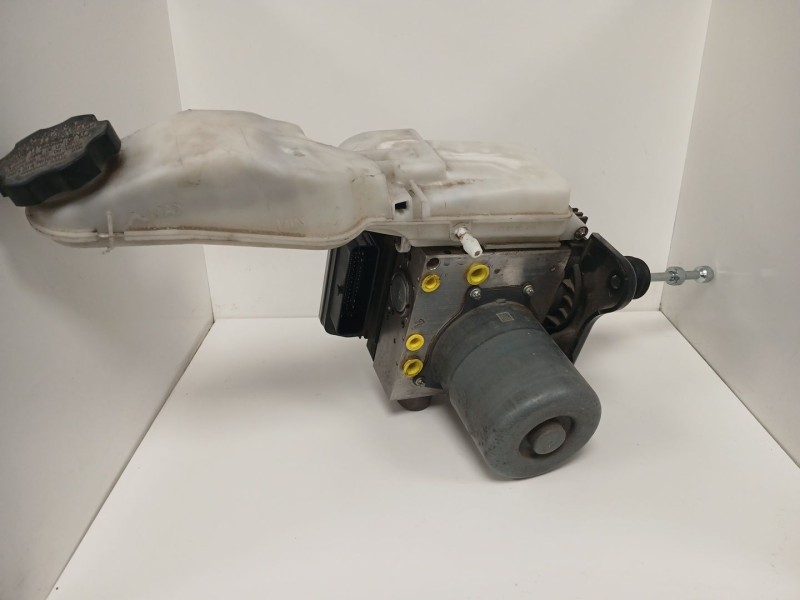 Recambio de abs para opel astra k (b16) 1.2 turbo (68) referencia OEM IAM 42763273 323666362 3330A20034