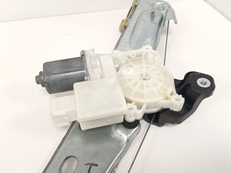 Recambio de elevalunas trasero izquierdo para opel astra k (b16) 1.2 turbo (68) referencia OEM IAM 39142319  