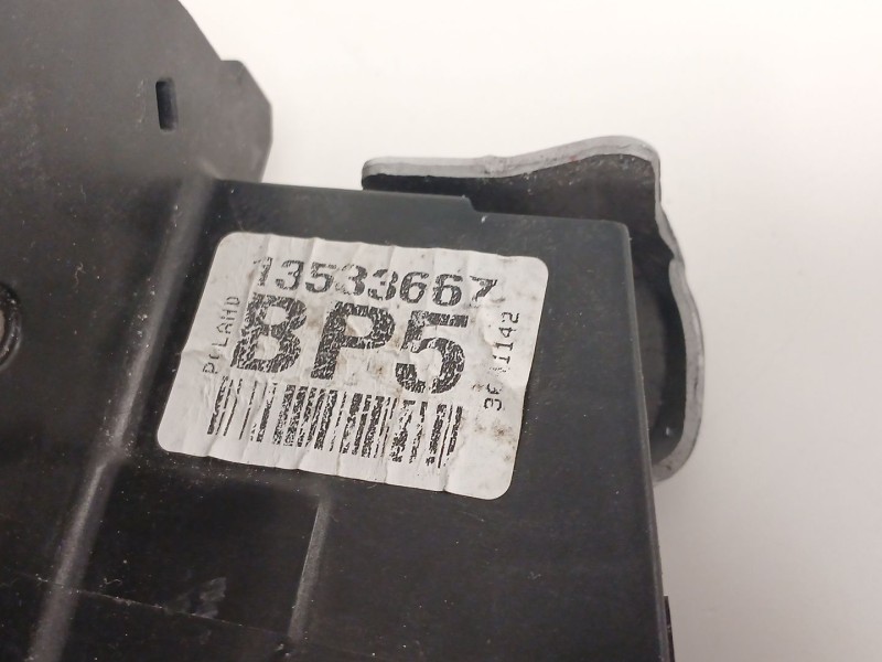 Recambio de cerradura puerta trasera derecha para opel astra k (b16) 1.2 turbo (68) referencia OEM IAM 13533667  
