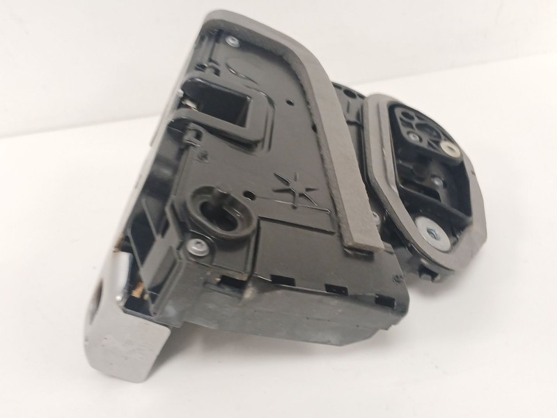 Recambio de cerradura puerta trasera izquierda para opel astra k (b16) 1.2 turbo (68) referencia OEM IAM 13533664  