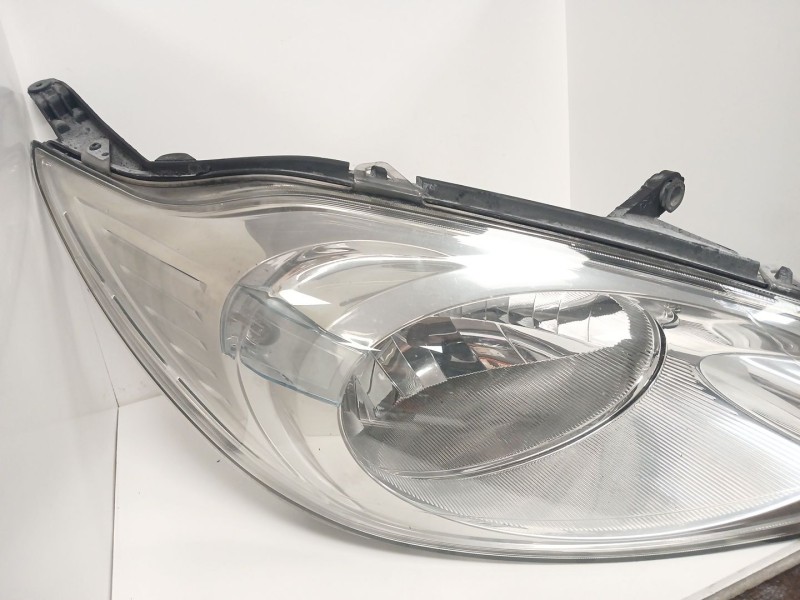 Recambio de faro derecho para ford ka (ru8) 1.2 referencia OEM IAM 45940748  
