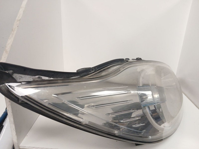 Recambio de faro derecho para ford ka (ru8) 1.2 referencia OEM IAM 45940748  