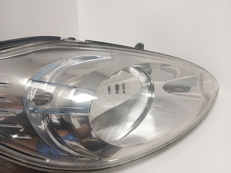 Recambio de faro derecho para ford ka (ru8) 1.2 referencia OEM IAM 45940748  