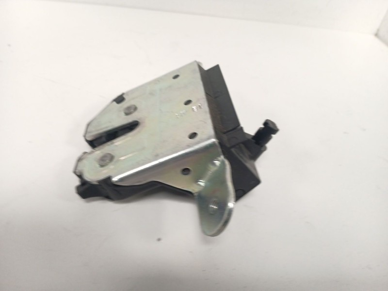 Recambio de cerradura maletero / porton para opel astra k (b16) 1.2 turbo (68) referencia OEM IAM 39021416 A102523 