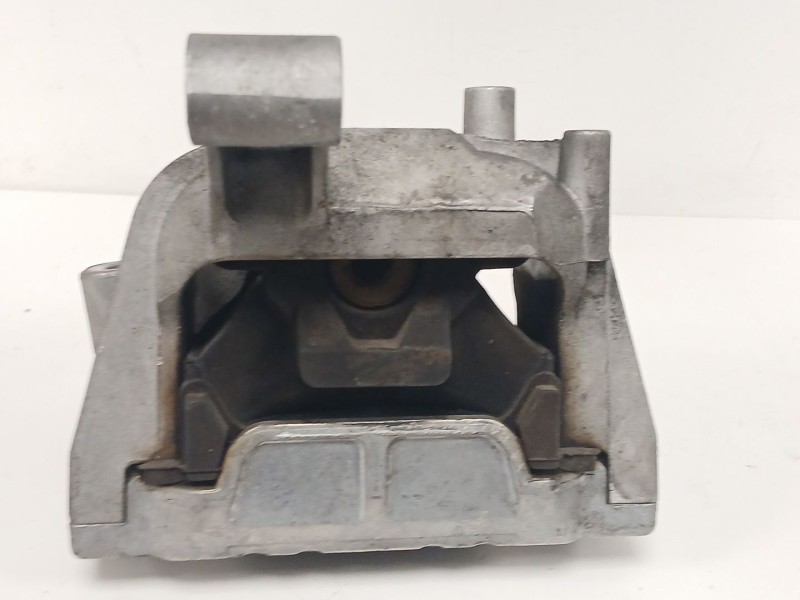 Recambio de soporte motor derecho para seat alhambra (710, 711) 2.0 tdi referencia OEM IAM 5N0199262  