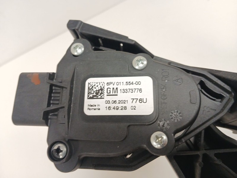 Recambio de pedal acelerador para opel astra k (b16) 1.2 turbo (68) referencia OEM IAM 13373776  