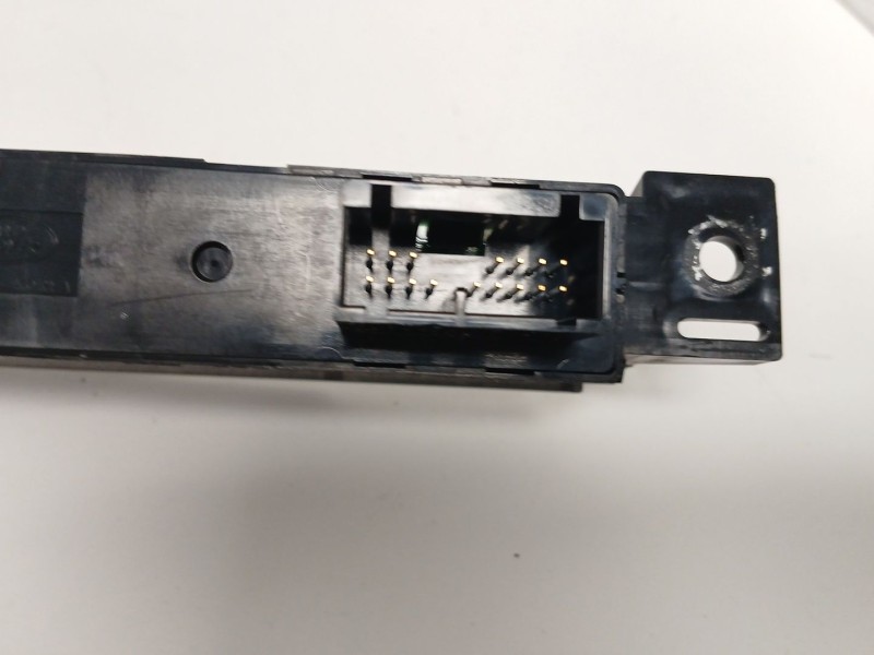 Recambio de warning para land rover range rover sport i (l320) 2.7 d 4x4 referencia OEM IAM YUL500570WUX  