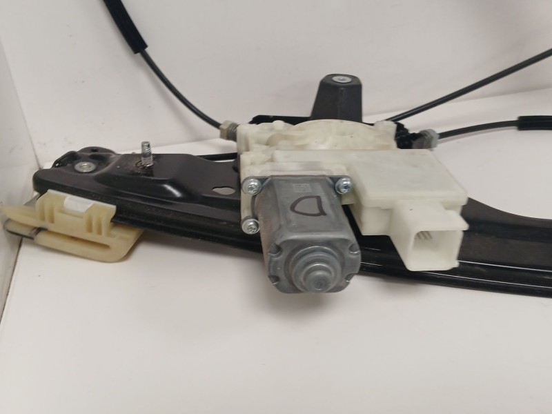 Recambio de elevalunas delantero derecho para opel astra k (b16) 1.2 turbo (68) referencia OEM IAM   