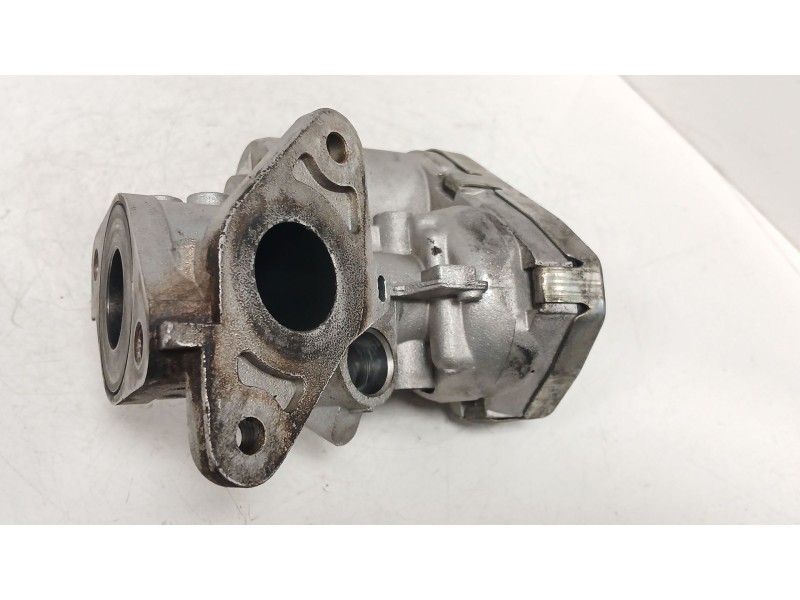 Recambio de valvula egr para ford transit caja/chasis (fm_ _, fn_ _, ff_ _) 2.4 tdci rwd referencia OEM IAM   