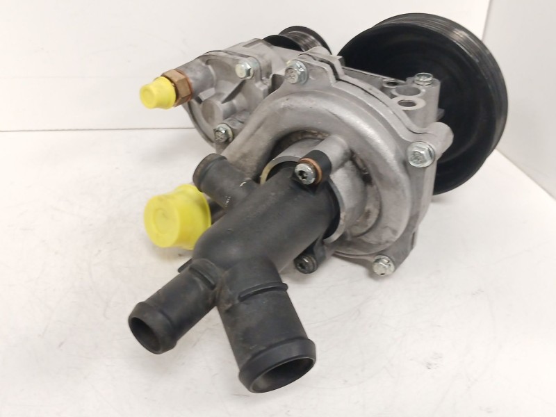 Recambio de bomba agua para ford transit caja/chasis (fm_ _, fn_ _, ff_ _) 2.4 tdci rwd referencia OEM IAM 724808020  
