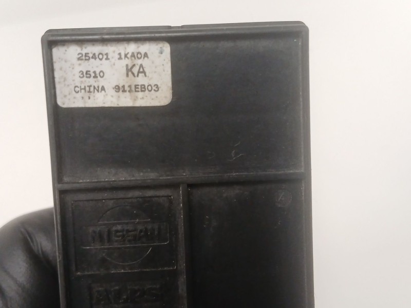 Recambio de mando elevalunas delantero izquierdo para nissan juke (f15) 1.5 dci referencia OEM IAM 254011KA0A 911EB03 