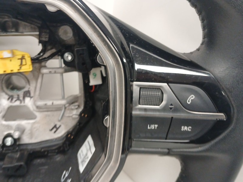 Recambio de volante para peugeot 208 ii (ub_, up_, uw_, uj_) 1.2 puretech 100 referencia OEM IAM   