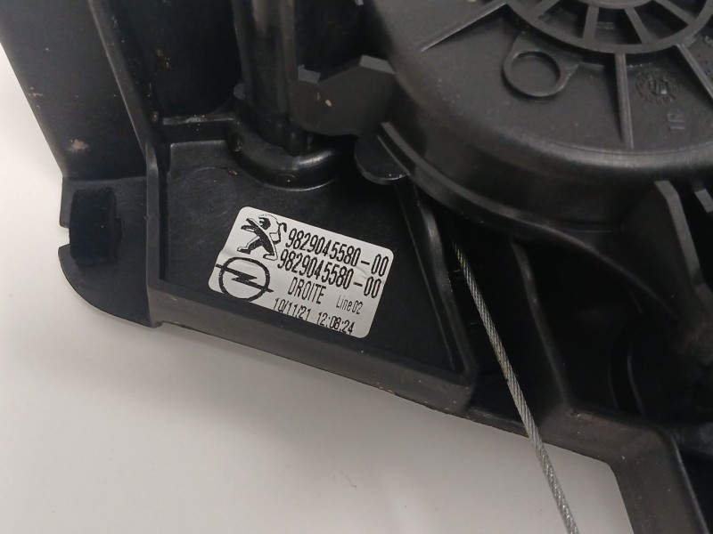 Recambio de elevalunas trasero derecho para peugeot 208 ii (ub_, up_, uw_, uj_) 1.2 puretech 100 referencia OEM IAM   