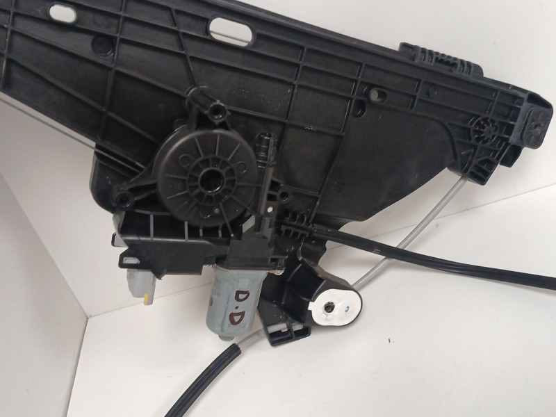 Recambio de elevalunas delantero derecho para peugeot 208 ii (ub_, up_, uw_, uj_) 1.2 puretech 100 referencia OEM IAM   