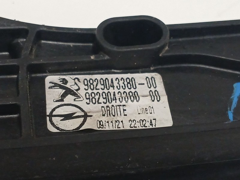 Recambio de elevalunas delantero derecho para peugeot 208 ii (ub_, up_, uw_, uj_) 1.2 puretech 100 referencia OEM IAM   