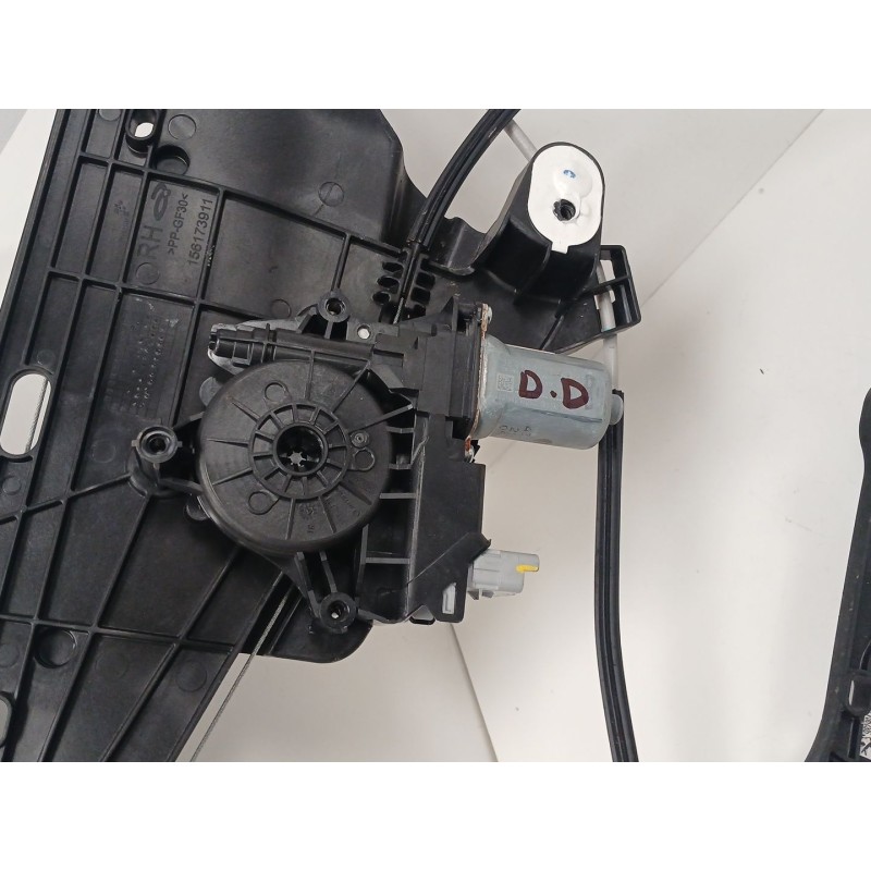 Recambio de elevalunas delantero derecho para peugeot 208 ii (ub_, up_, uw_, uj_) 1.2 puretech 100 referencia OEM IAM   