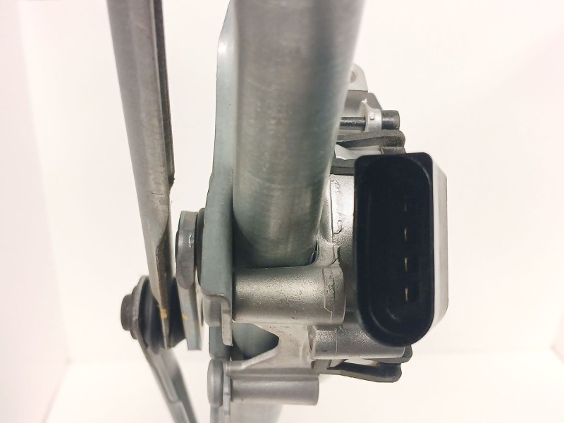 Recambio de motor limpia delantero para peugeot 208 ii (ub_, up_, uw_, uj_) 1.2 puretech 100 referencia OEM IAM 9824784980  