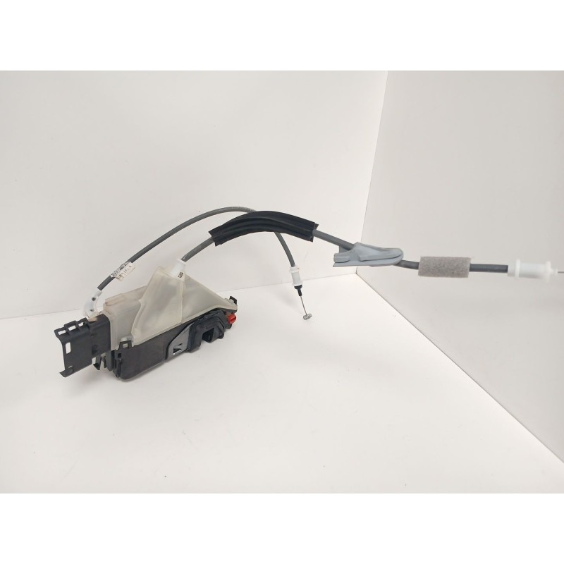 Recambio de cerradura puerta trasera derecha para peugeot 208 ii (ub_, up_, uw_, uj_) 1.2 puretech 100 referencia OEM IAM   